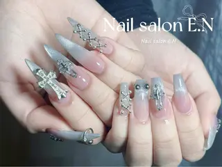 ネイル E.N🦋 長さ出し/持ち込みのネイルデザイン