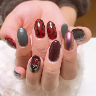 ネイル The Best Beauty受付担当のヘアスタイル