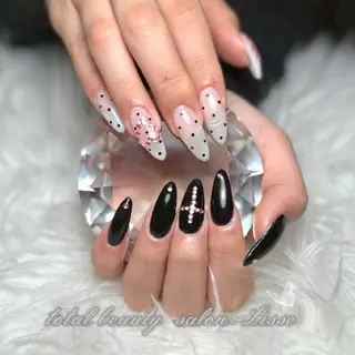 ネイル totalbeautysalonLisse所属・Lisse ネイル/ 脱毛/アイブロウのネイルデザイン