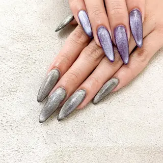 ネイル ゴテゴテ💙ワンホン リオナのネイルデザイン