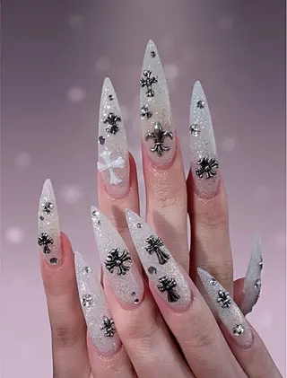 ネイル Lyna 池袋のネイルデザイン