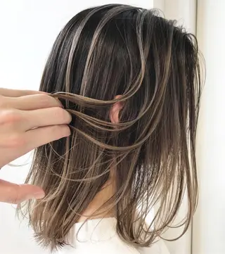 ミディアム カラー ヘアアレンジ 【公式】amble luxe池袋東口🩷のヘアスタイル