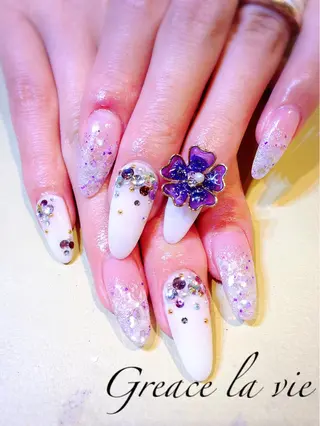 ロング ネイル Greace la vie所属・Greace  la vieのネイルデザイン