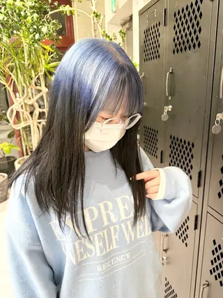 ミディアム カラー kai .のヘアスタイル