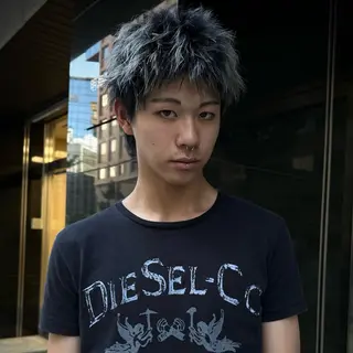 ショート メンズ mellow所属・顔周りデザイン/ ハイトーン/多田悠馬のヘアスタイル