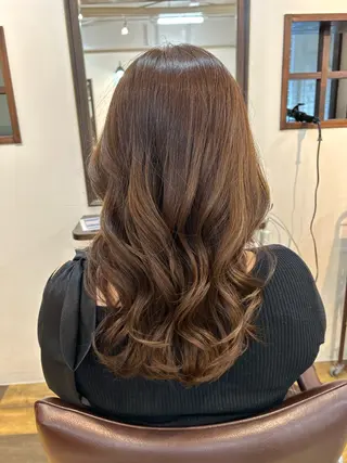 ロング カラー canonart上田 里恵のヘアスタイル