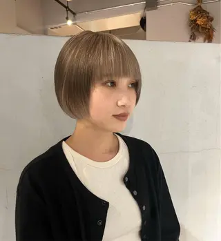 ショート カラー china/ボブ /ブリーチカラーのヘアスタイル