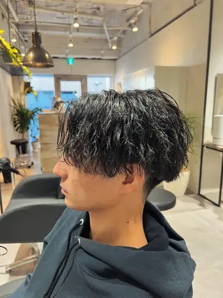 ミディアム パーマ メンズ 【パーマ満足度No. 1🥇】宮脇 大樹のヘアスタイル