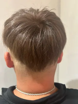 ショート カラー メンズ ITbyALBUM藤沢店所属・IT by ALBUM立川のヘアスタイル