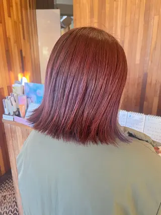 ミディアム カラー 長南 やよいのヘアスタイル