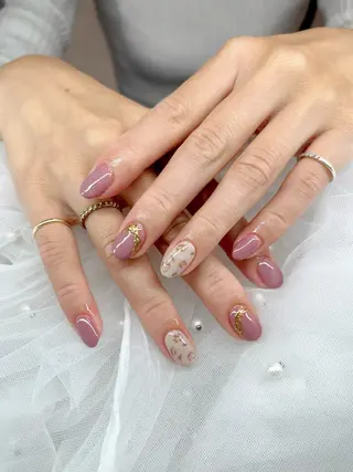 ネイル VIERU YURIのネイルデザイン