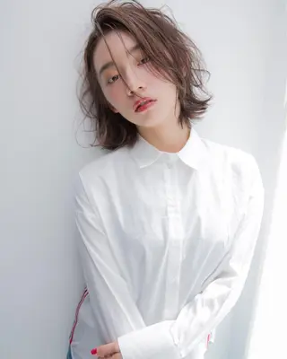 ミディアム ○HITOMI ○のヘアスタイル