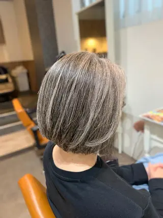 ショート カラー na3moe【ナナナモエ】所属・髪質改善✨カラー特化 サロン🎨平尾晃一のヘアスタイル