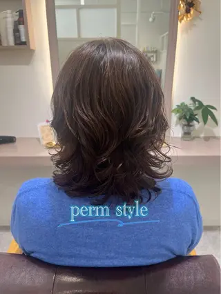 ミディアム カラー パーマ 堀越 エリのヘアスタイル
