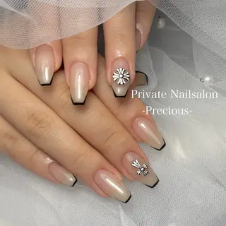 ネイル Precious *･゜のネイルデザイン
