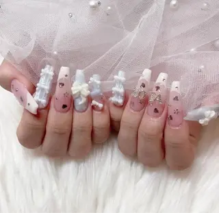 ネイル AURA NAIL 上前津のネイルデザイン