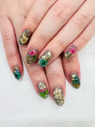 ネイル ユリシスネイル 担当近藤のネイルデザイン