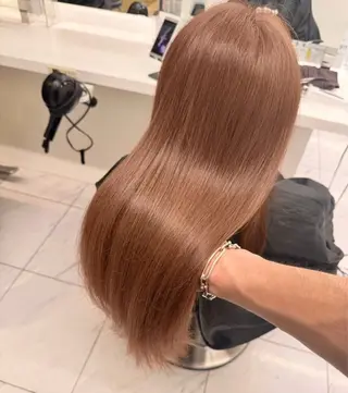 セミロング カラー ヘアアレンジ SALOWIN藤沢店所属・艶カラー の達人のヘアスタイル