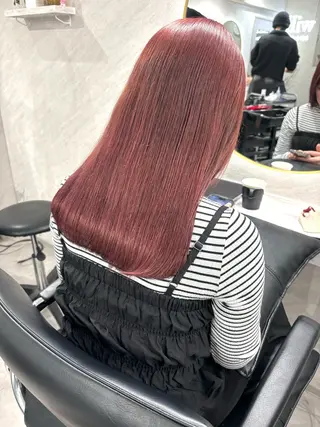 ミディアム 🌸インナーカラー 🌸藤井春華のヘアスタイル