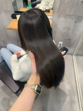 ロング ayano /レイヤー/艶カラーのヘアスタイル