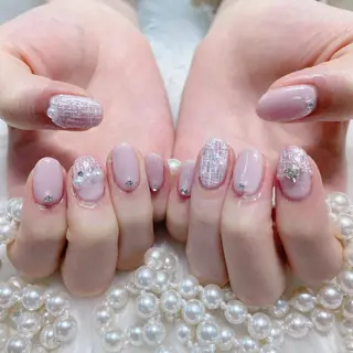 ネイル Go  Today シェアサロン 新宿Gratia店所属・杉山 栞のネイルデザイン