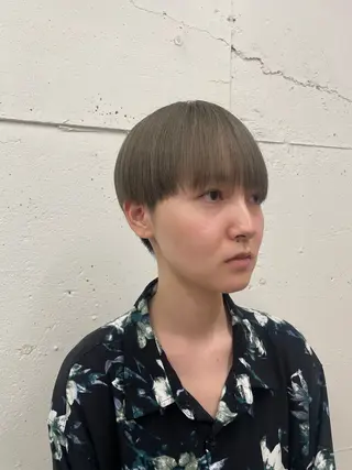 ショート カラー suzu 🤍 【 grace 】のヘアスタイル