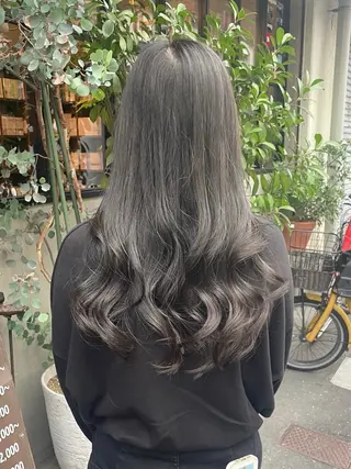 カラー 竹内 春奈のヘアスタイル