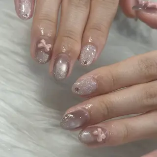 ネイル LAVISH nanamiのネイルデザイン