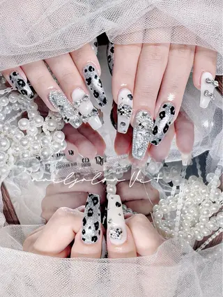 ネイル ✨Nailsalon Vi+✨のネイルデザイン