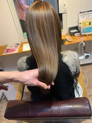 ミディアム パーマ 🫧似合わせカット 🫧福田のヘアスタイル