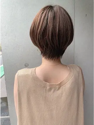 ショート レイヤーボブ/ 艶カラー/サナ🌼のヘアスタイル