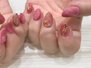 ミディアム m kaori𓃟のネイルデザイン