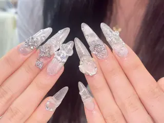 ネイル グロー ネイルのネイルデザイン