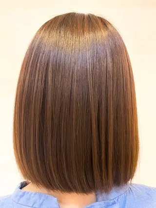 ミディアム 青手木 花寧のヘアスタイル