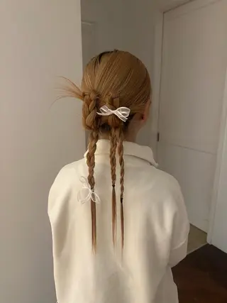 セミロング 美 海のヘアスタイル