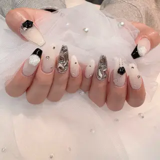 ネイル 𝐘𝐔𝐊𝐈 💖のネイルデザイン