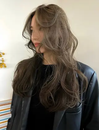 ロング カラー ★梅田似合わせカラー ちどり★のヘアスタイル