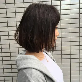 ミディアム カラー THE DAY所属・AKI HASHIMOTOのヘアスタイル