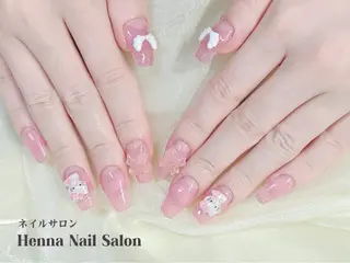 ネイル Henna Kongssalonのネイルデザイン