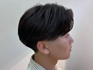 ショート メンズ 男に磨きをかけるフェ ードヘア👊🏼/森のヘアスタイル