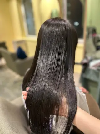 カラー 一條 乃亜のヘアスタイル