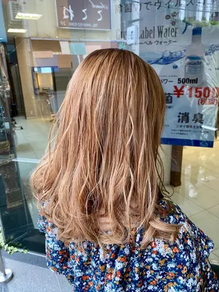 セミロング カラー ブリーチ指名No.1 Daikiのヘアスタイル