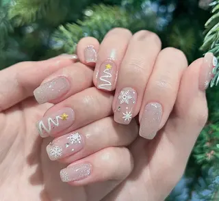 ネイル AngelChris ビューティーサロンのネイルデザイン