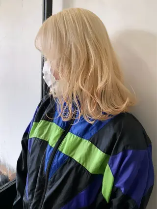 カラー NIL所属・市川 夢のヘアスタイル