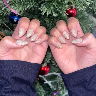 ネイル ルミナ 🪽のネイルデザイン