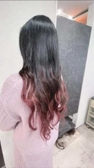 ロング カラー 🔥ブリーチカラー 槙川のヘアスタイル