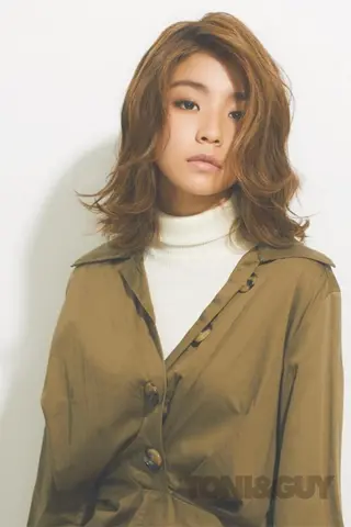 ミディアム パーマ TONI&GUY JAPAN HIROO所属・橋口 晃典のヘアスタイル