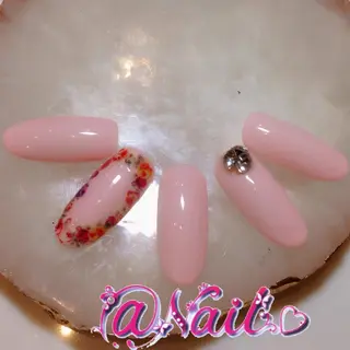 ネイル 小尾 栞のネイルデザイン