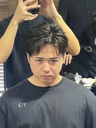 ショート カラー メンズ growth天神店所属・TENSEI @デビューしましたのヘアスタイル