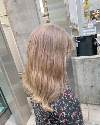 ミディアム 💛ムラ修正ブリーチ 💛YUUのヘアスタイル